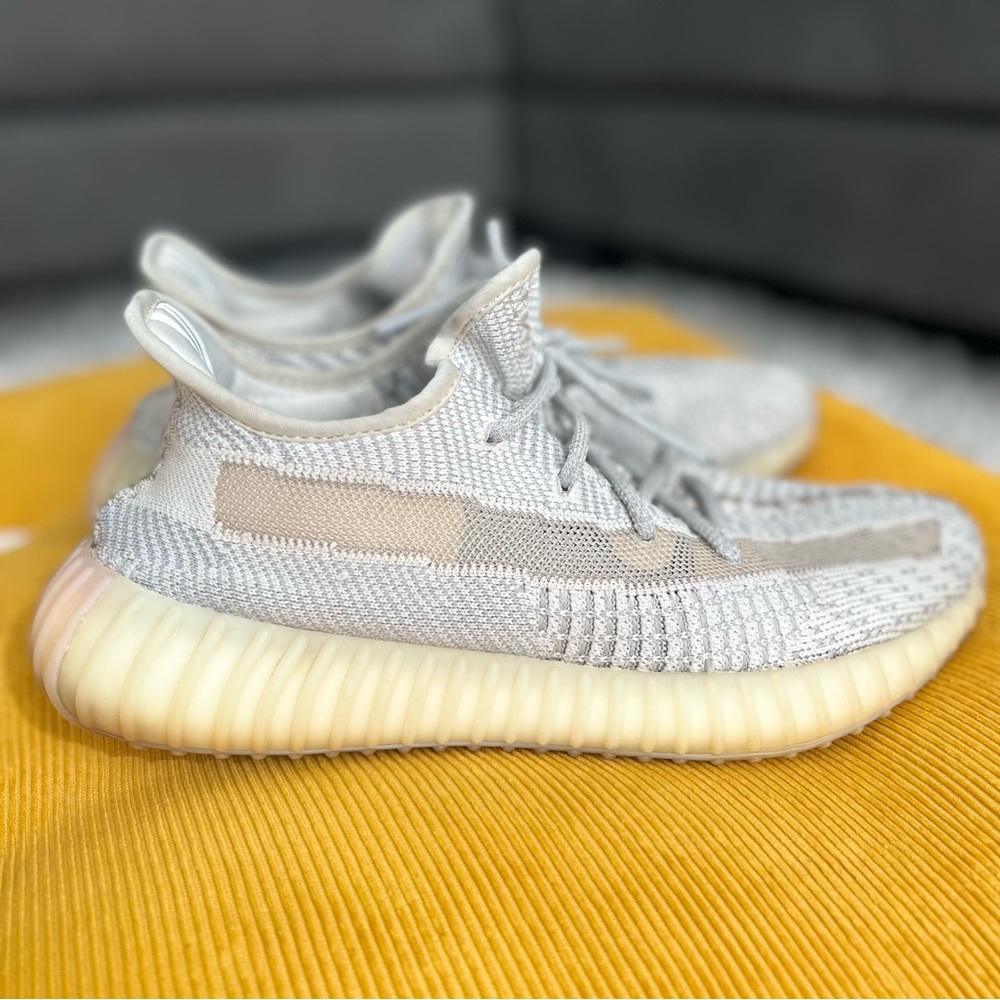Mens 7.5 Adidas Yeezy Boost 350 V2 Lundmark Sneakers Shoes